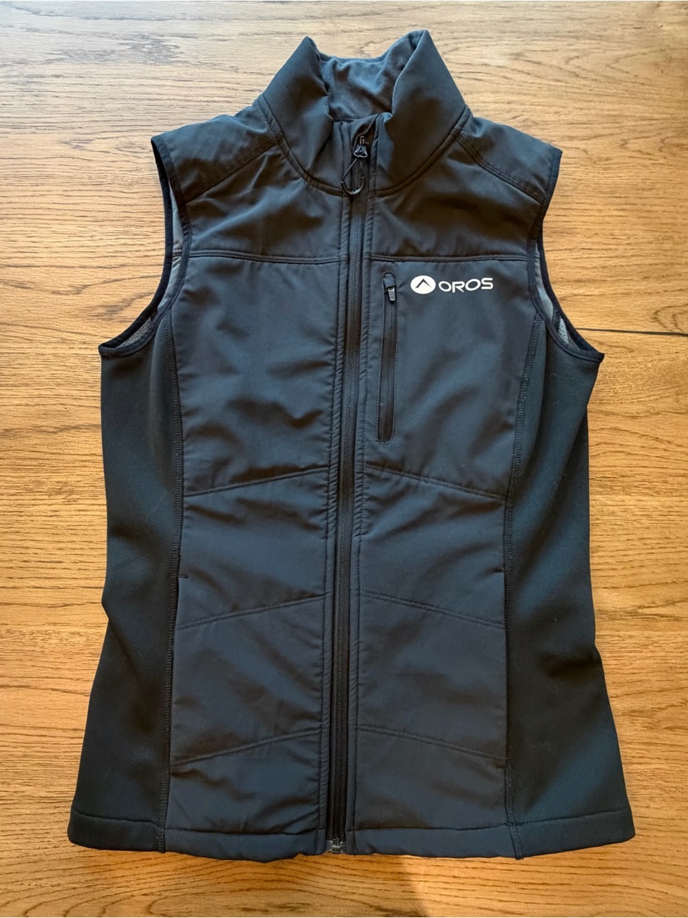 Oros Women’s XS Black Insulated Full Zip Vest Solar are Technology Outdoors